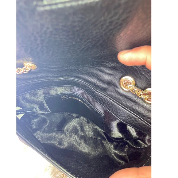 Chain Crossbody Purse - Picture 8 of 8